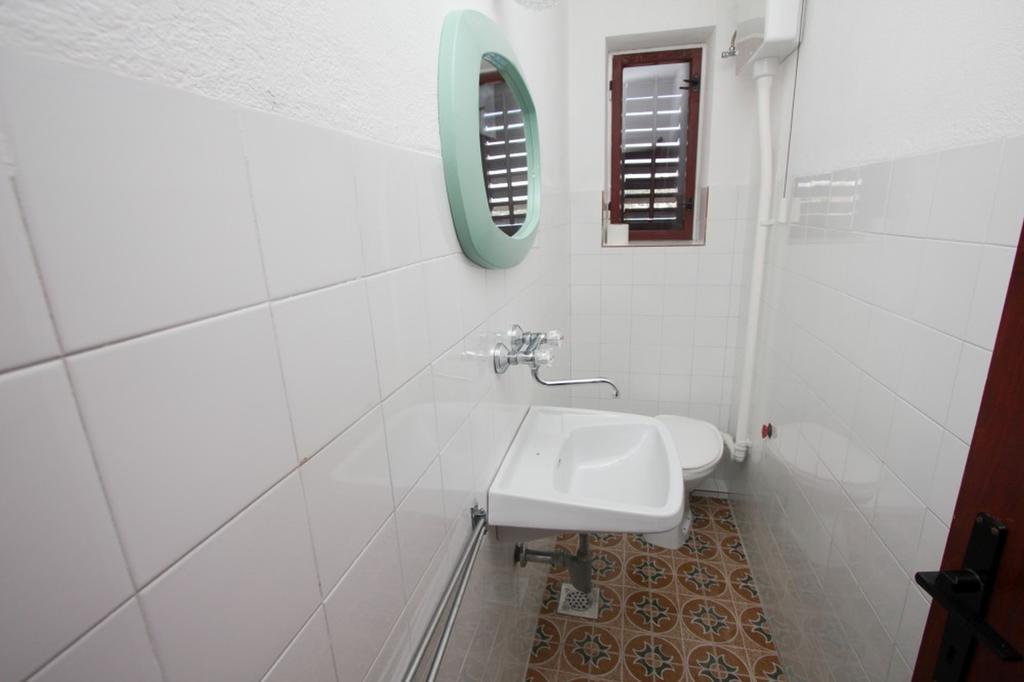 Apartments And Rooms Porto Ražanj Стая снимка